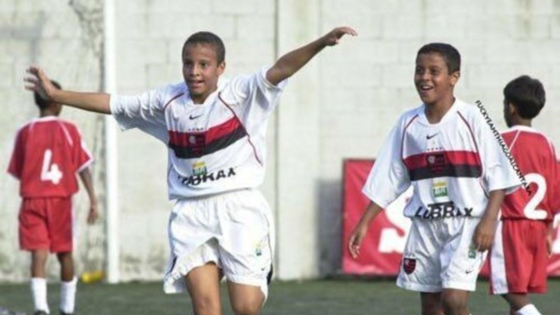 O FLAMENGO DE OLHO EM THIAGO ALCÂNTARA: JOVENS TALENTOS RODRIGO MORENO E THIAGO ALCÂNTARA, RUMO À COPA PELO TIME ESPANHOL